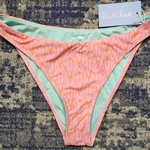 Ricki Rum Bikini Bottom Medium - Picture 1 of 2